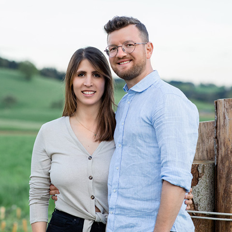 Porträt im Freien: Karin und Christoph Distelberger