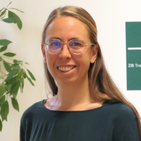Portrait einer ehem. Mitarbeiterin von ZIB Training