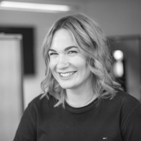 Schwarzwei&szlig; Portrait: Nina Buschenreithner