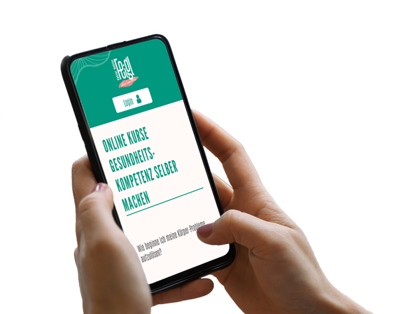 Hand h&auml;lt Smartphone, darauf ist ein Screenshot der Website zu sehen