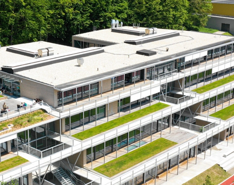 Ansicht des Schulgeb&auml;udes