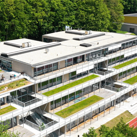Ansicht des Schulgebäudes